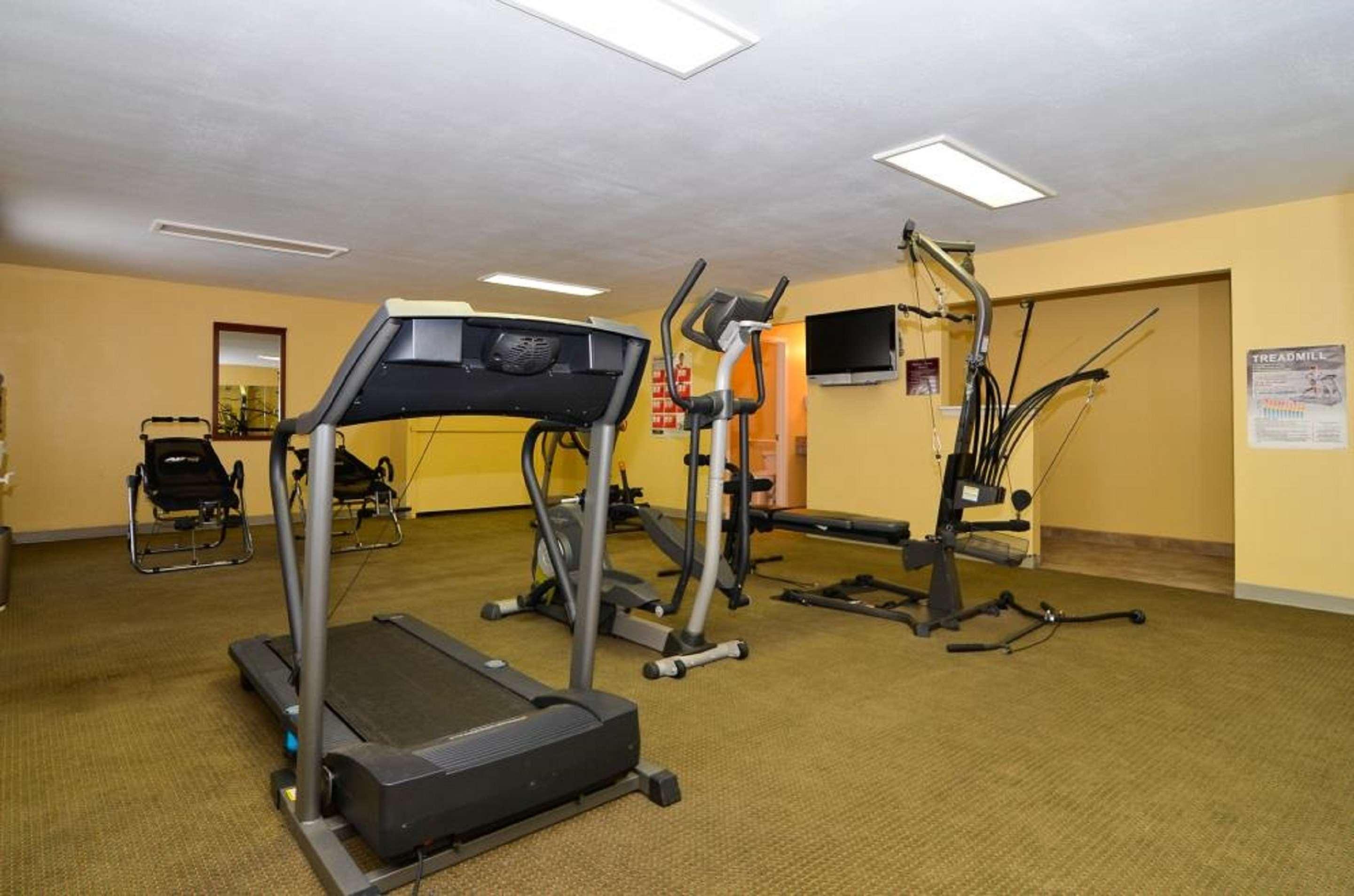 Best Western Plus Lacombe Inn&Suites Extérieur photo